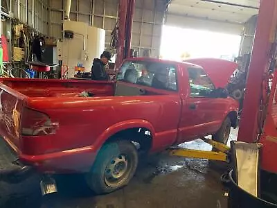 2000-2003 Chevy S10 2.2L Manual Transmission 4x2 153000 Miles • $350