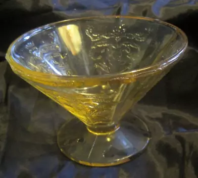 AMBER Federal Vintage Depression Glass Sherbet/Dessert Cup Madrid Pattern 3” • $3.99