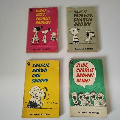 Vintage Bundle Of 4 Snoopy Charlie Brown Books By Charles M Schulz • $8.83