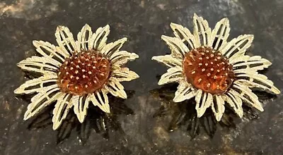 SARAH COVENTRY Gold Tone Starburst SUNFLOWER Clip Earrings Vintage 1960's • $12