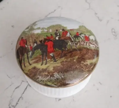 Herring Hunting Scene Trinket Box Horses Hounds Fox Hunt  Fine Bone China • £6.99