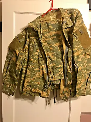 Unique Digi Color Military Combat Uniform Coat & Pants Large Regular Excellent • $34.95