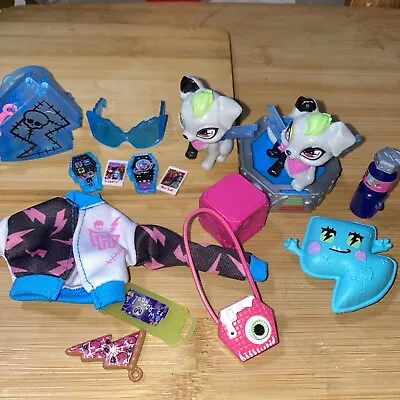 Monster High Creepover Party Frankie Stein Reboot Pet 2 G3 Watzie Dog Lot • $19.99