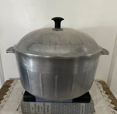 Vintage 40s Cast Aluminum Household Institute 6 Qt Dutch Oven Stock Pot Roasting • $32