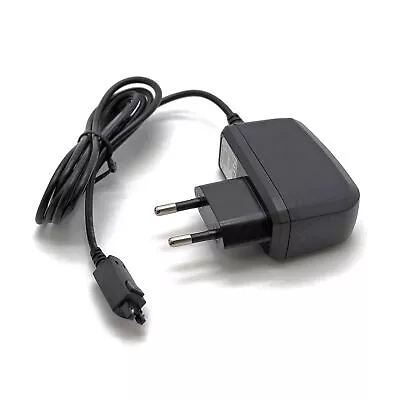 Charger Motorola V70 V80 V300 V400 V400p V500 V525 V550 V555 V600 V620 V635_ • $103.43