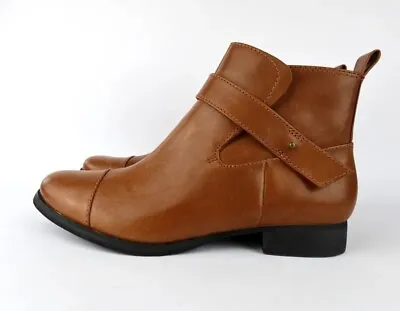 New Clarks Women's Tan Brown Leather Chelsea Flat Low Heel Ankle Boots Size 4.5 • £19.99