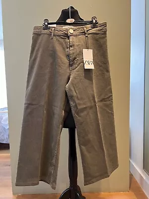 Zara Khaki Jeans Size 44 • £5