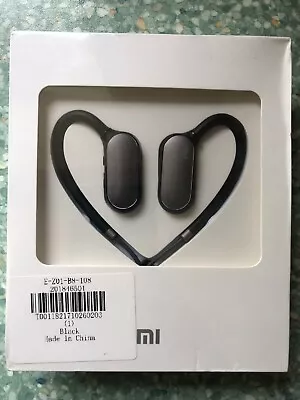 Xiaomi Mi Sports Bluetooth Earphones • £29.99