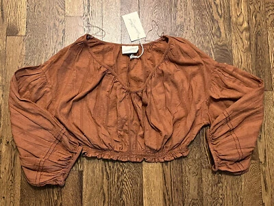 $15 • Buy Universal Thread Women's Size Medium Balloon Long Sleeve V-Neck Cropped Blouse 