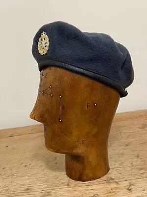 Raf Beret With Queens Crown Raf Badge - 57-  Nato Stock No 8405-99-127-8131 • £9.99