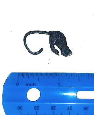 Rat For McFarlane's Monsters 2002 Series 1 Dracula Figure Accessory (AC-1) • $9.99