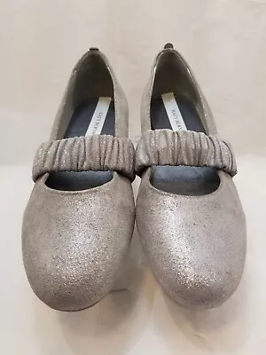 Matt Bernson Women's Shimmer Taupe Leather Ballet Flats With Ruffled Band US 8 M • $19.99