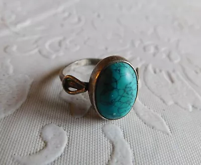 VINTAGE ETHNIC TURQUOISE & STERLING SILVER RING SIZE 7  - 2.7g • $25