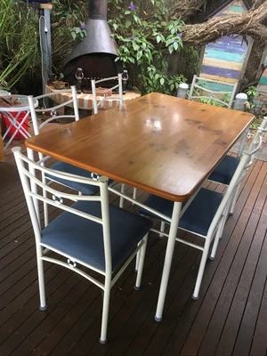 $50 • Buy Dining Table And Chairs