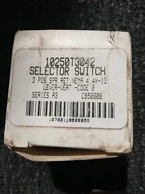 Cutler-Hammer EATON 10250T3042 Selector Switch 3-Position Series A3 NEW • $32.50