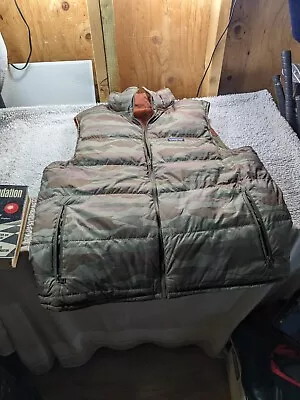 Patagonia Men's Camo Reversible Bivy Down Vest Sage Khaki Size L Zip Up • $65