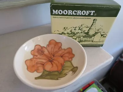 £35 • Buy *rare* Moorcroft Hibiscus  Flower Footed Bowl 4.25 Inch Dia *boxed* Excellent*