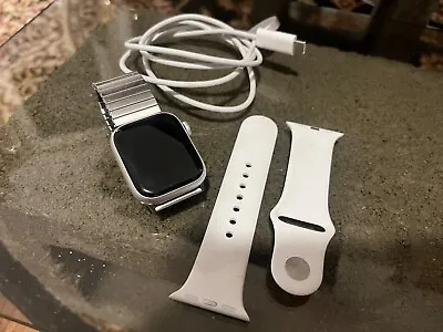 Apple Watch Series 8 GPS Cellular 41mm White Band Silver Case Smartwatch • $275