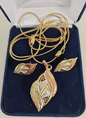 Montana Silversmith  Feathers  Necklace Earrings Set • $59.97