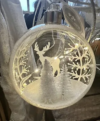 Light Up Glass Bauble With Reindeer Snow Scene Etching Christmas Ornament • £8.50