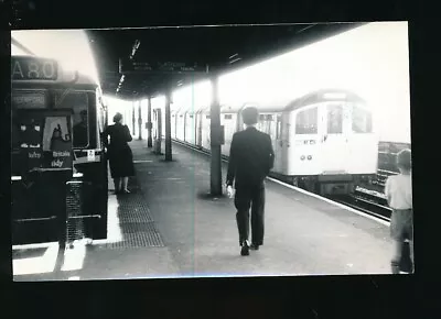 £25 • Buy RAILWAY PHOTOS LONDON UNDERGROUND TRAINS SIGNALS STATIONS 1910-65..Priced Singly