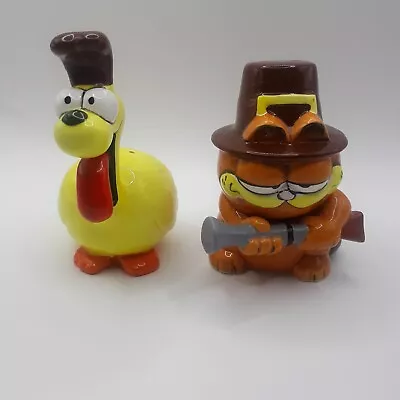 Enesco Garfield & Odie Thanksgiving  Salt And Pepper Shakers 1981 1983 • $49