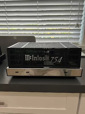 1 McIntosh MC754 Power Amplifier. • $1400