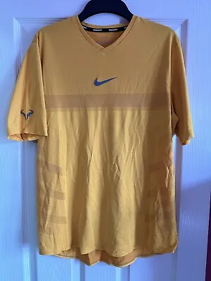 Nike Court Dry-Fit Tennis T Shirt Top Mens Size Medium Rafa Nadal • £40