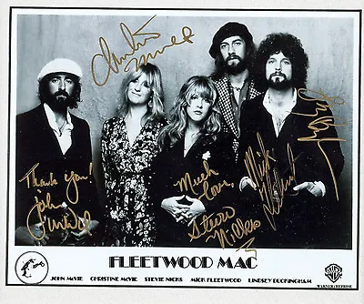 £6 • Buy FLEETWOOD MAC Signed Photograph - Rock Band Signed By 5 Members - Preprint