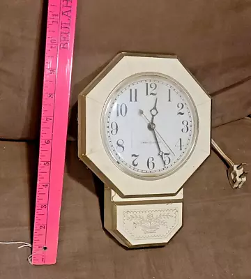 Vintage General Electric 2128A Kitchen Wall Clock Works • $20