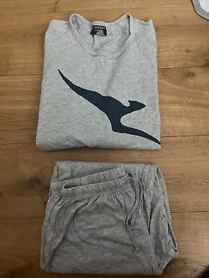 Worn Once QANTAS BUSINESS CLASS PYJAMAS GREY LONG SLEEVE TOP & BOTTOM SIZE M/L • $20