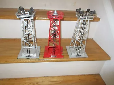 LOT OF 3 LIONEL 1-#394 Beacon Tower And 2- 395 Floodlight  Tower • $19.99