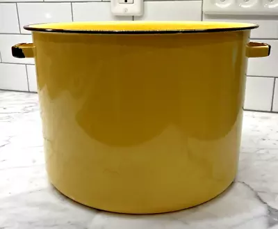 Vintage Enamelware Yellow 3 Gallon Stock Pot 11 1/4  • $29