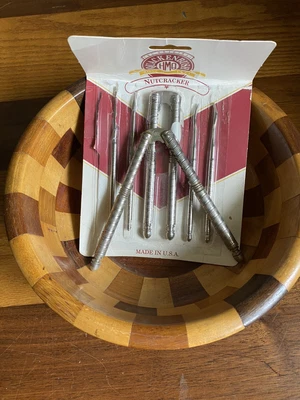 $10 • Buy Vintage Nut Cracker Set With Wooden Bowl With 2 Nut Crackers/Picks