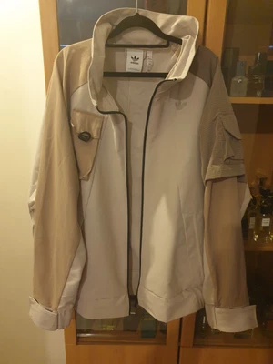 $0.99 • Buy Adidas Originals Jacket XL