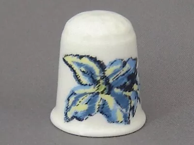 Coalport Thimble - Mother's Day 1978 • £3.99