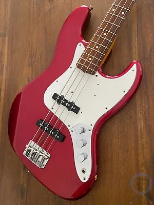 Fender Jazz Bass ‘62 Candy Apple Red 1999 • $1090