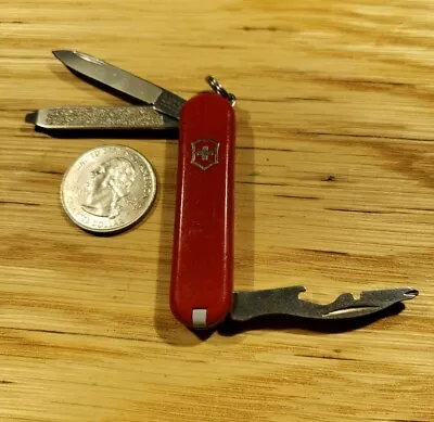 Victorinox RALLY Swiss Army Pocket Knife Scouts Camping Fishing Hunting A8 • $12.99