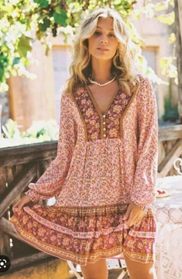 $50 • Buy Arnhem- Size 8 - Dress - Euc