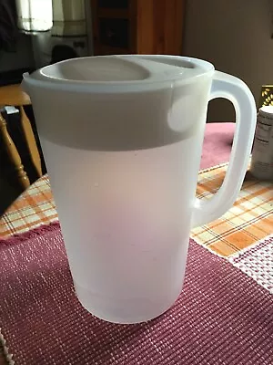 Collectible Vintage Rubbermaid 1-Gallon Pitcher- White - With LID - 1990s-C-Pics • $4.99