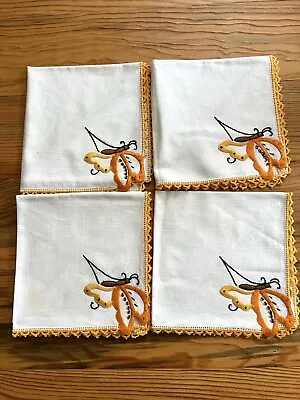 Set Of 4 Vintage Linen Embroidered Crocheted Napkins • $12
