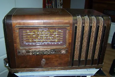 Rogers Majestic Vintage Radio Model 10m591 From 1940  Canadian Set  • $55.19