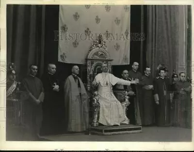 1939 Press Photo Pope Pius XII On Papal Throne In Vatican City - Tuw03444 • $19.99