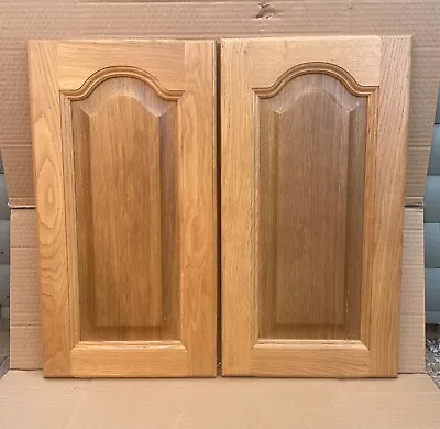 KITCHEN 2 X OAK FRAME DOORS 300 X 560 Discoloured Centre - Paint STOCK# SK278 • £52