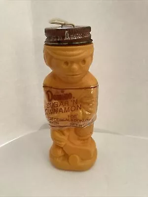 Vintage Domino's Sugar N Cinnamon Shaker Orange Plastic HOCKEY PLAYER Amstar • $15.95