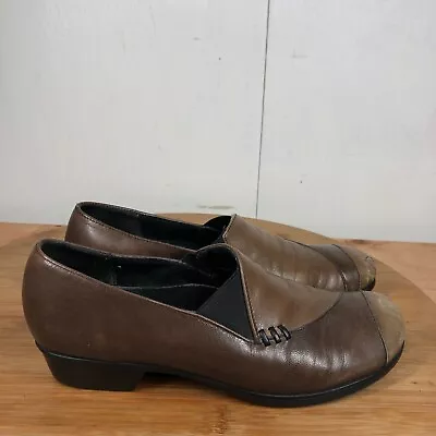 Munro Shoes Womens 7.5 N Brown Leather Loafers Pump Slip On Classic Career • $24.97