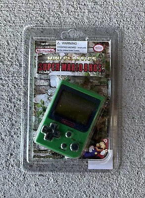 NOS 2005 Nintendo Mini Classics Super Mario Bros Green Keychain NEW & SEALED • $9.90