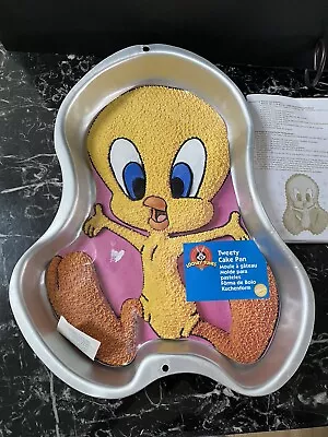 1998 Wilton Tweety Bird Cake Pan Insert Looney Tunes 2105-3201 NEW Manual A316 • £11.56