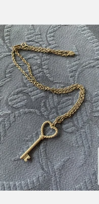 £170 • Buy Tiffany & Co. RARE Sterling Silver Twist Heart  Key Pendant 18  Necklace