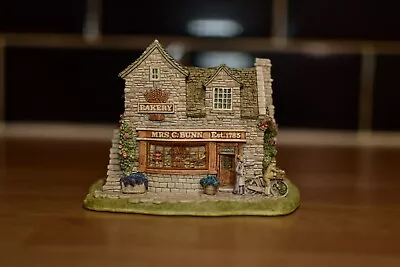 Lilliput Lane Village Shops The Baker’s Shop • £15